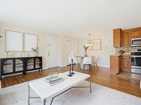 224 School Street 7, Walpole MA 02081