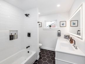 78 Windemere Circle, Braintree MA 02184