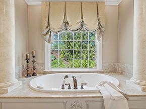9 Wescott Drive, Hopkinton MA 01748