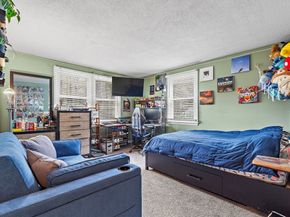 36 Peabody Dr, Stow MA 01775