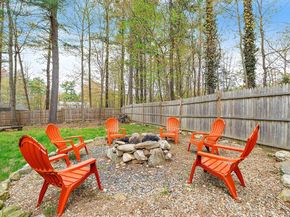 36 Peabody Dr, Stow MA 01775