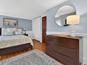 58 School St, Groveland MA 01834