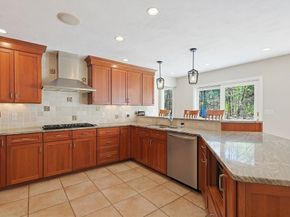 8 Weyman Ln, Sharon MA 02067