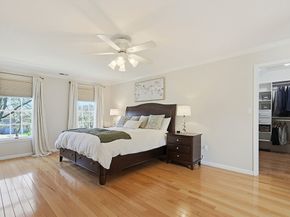 8 Weyman Ln, Sharon MA 02067