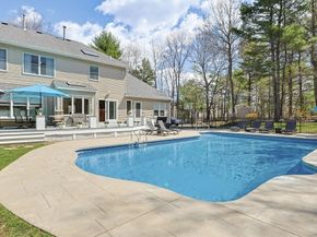 8 Weyman Ln, Sharon MA 02067