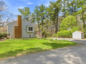 15 May Elm Ln, Norwell MA 02061