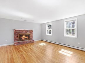 15 May Elm Ln, Norwell MA 02061