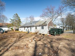 5 Murphy Ave B, Newburyport MA 01950
