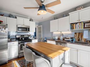 10 Saltonstall Pkwy 2, Salem MA 01970