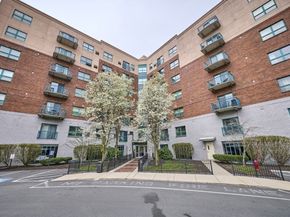 175 Cottage St 710, Chelsea MA 02150