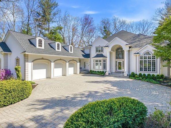 98 Bridle Trail Rd, Needham MA 02492