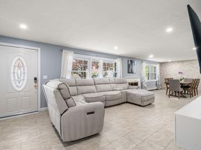 26 Winifred Ave, Worcester MA 01602
