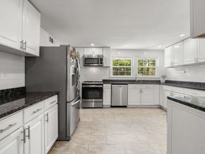 26 Winifred Ave, Worcester MA 01602