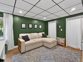 33 Lincoln St, Medway MA 02053