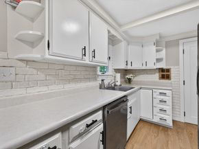 33 Lincoln St, Medway MA 02053
