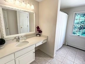 14 Eric Rd, Norfolk MA 02056