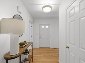 81 Parish Rd, Needham MA 02494