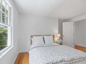 81 Parish Rd, Needham MA 02494