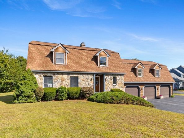 4 Indian Brook Rd, Ashland MA 01721