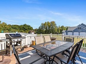 4 Indian Brook Rd, Ashland MA 01721