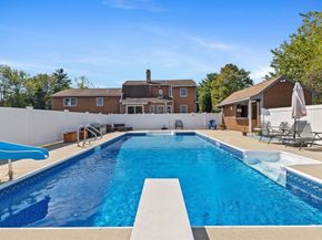 4 Indian Brook Rd, Ashland MA 01721