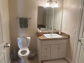 947 Pleasent St 947, Framingham MA 01701