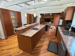 947 Pleasent St 947, Framingham MA 01701