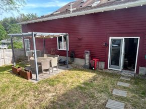947 Pleasent St 947, Framingham MA 01701
