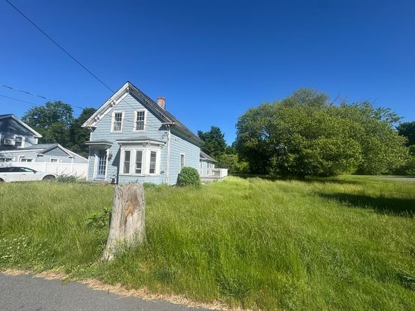 252 Main St, Medway MA 02053