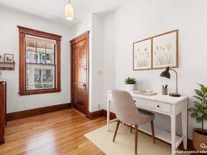 21 Kingsboro Park 1, Boston MA 02130
