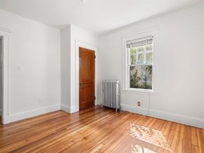 21 Kingsboro Park 1, Boston MA 02130