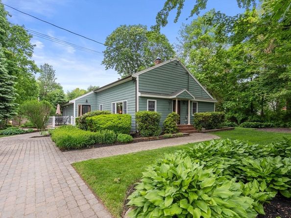 18 Ivy Rd, Littleton MA 01460