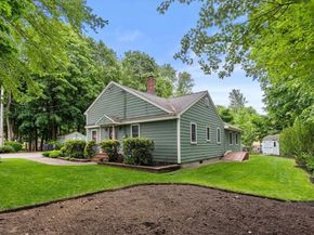 18 Ivy Rd, Littleton MA 01460