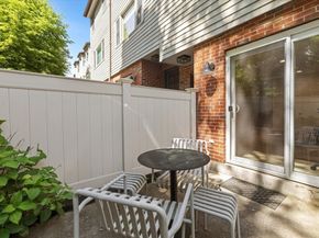 48 Regent Circle 48, Brookline MA 02445