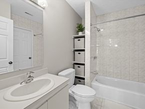 48 Regent Circle 48, Brookline MA 02445