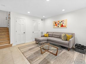 48 Regent Circle 48, Brookline MA 02445