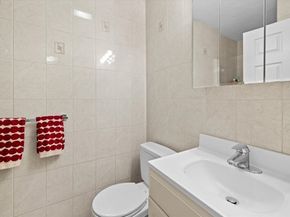 48 Regent Circle 48, Brookline MA 02445