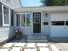 805 Old Connecticut Path, Framingham MA 01701