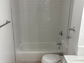 35 Cambridge St, Middleboro MA 02346