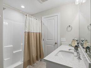 7 Cain Cir 7, Southborough MA 01772