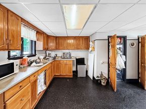 17-19 Acorn St, Lynn MA 01902