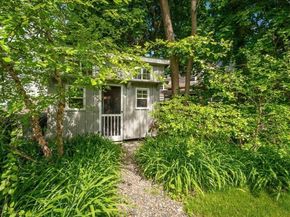 184 Granite St, Rockport MA 01966