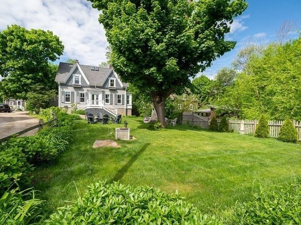 184 Granite St, Rockport MA 01966