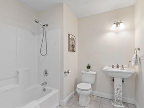 104 Summer Rd 104, Boxborough MA 01719
