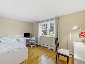119 Emerson Gardens Rd 119, Lexington MA 02420