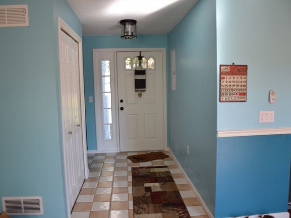 3 Fairway Ln 3, Blackstone MA 01504