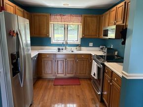 3 Fairway Ln 1, Blackstone MA 01504
