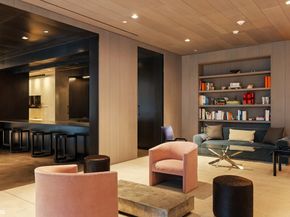 121 East 22nd Street N1605, New York NY 10010