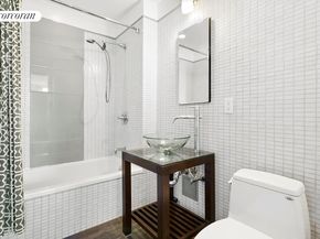 609 Myrtle Avenue 4C, Brooklyn NY 11205