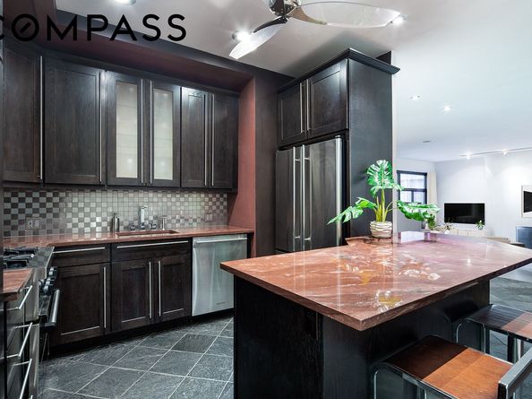 529 West 42nd Street 7N, New York NY 10036